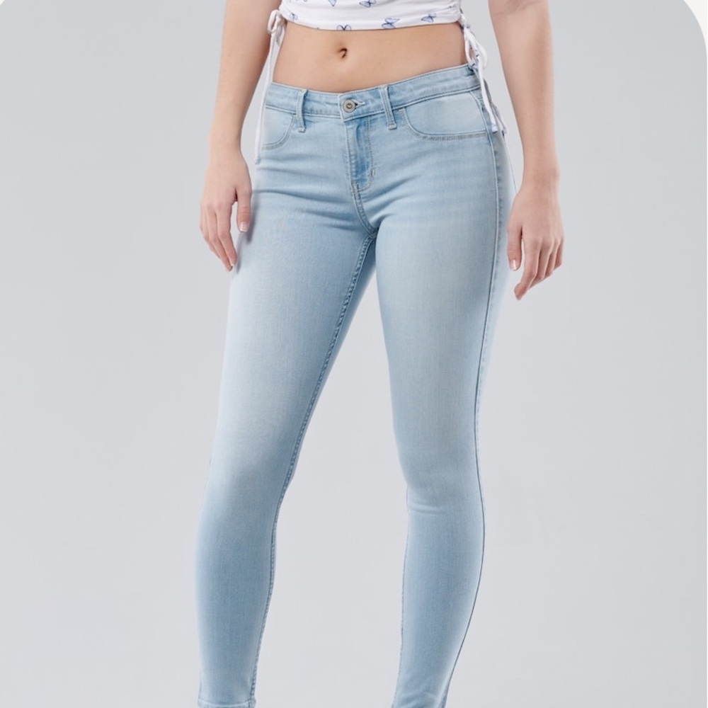 HOLLISTER SKINNY JEANS
